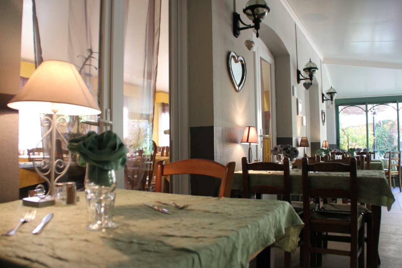 ホテル Le Provencal オープス エクステリア 写真