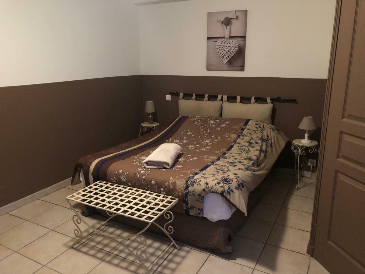 ホテル Le Provencal オープス エクステリア 写真