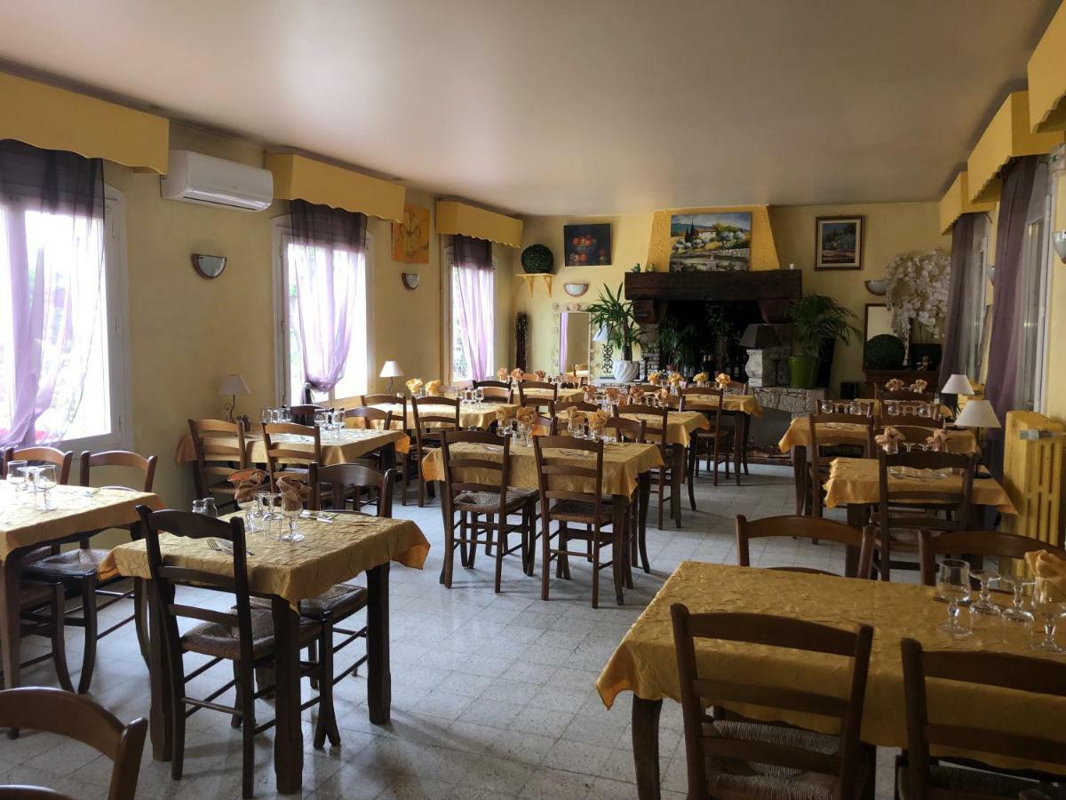 ホテル Le Provencal オープス エクステリア 写真